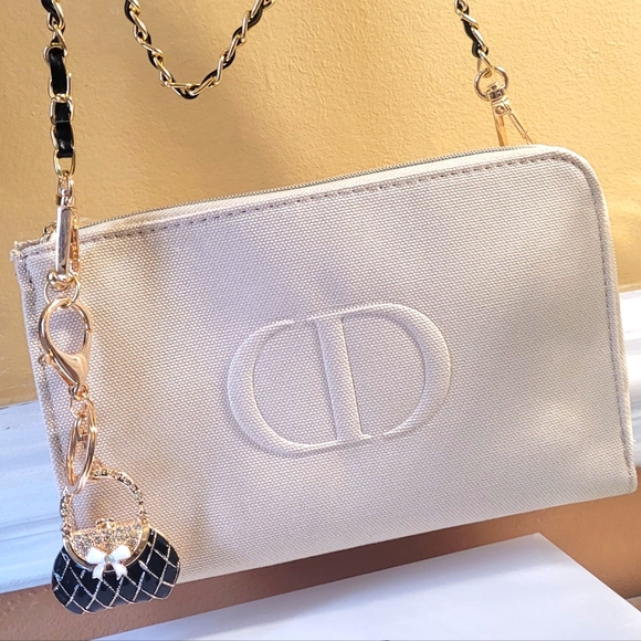 Dior - Picture 6 of 16